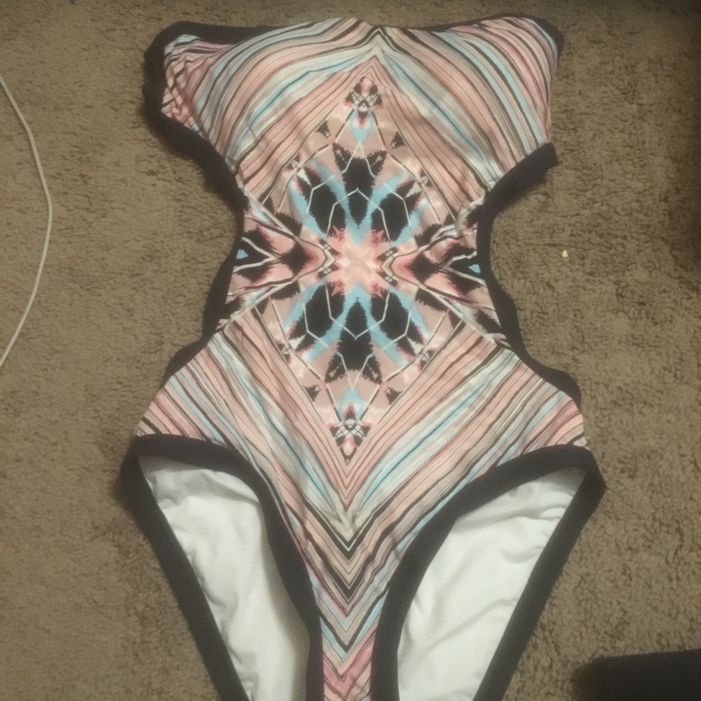 One piece bathing suit